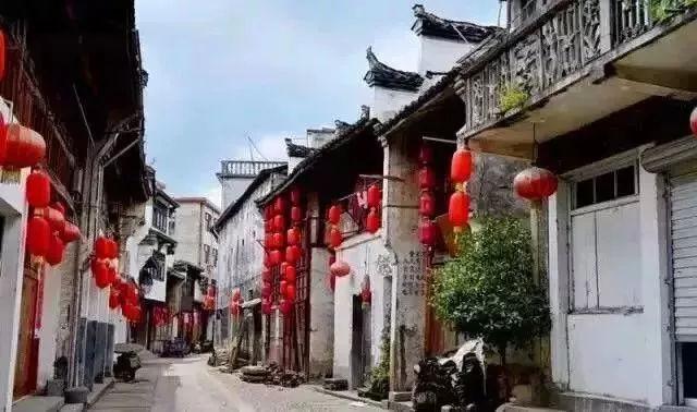英媒:巴黎考虑赛季结束再次报价拉什福德,曼联无出售计划